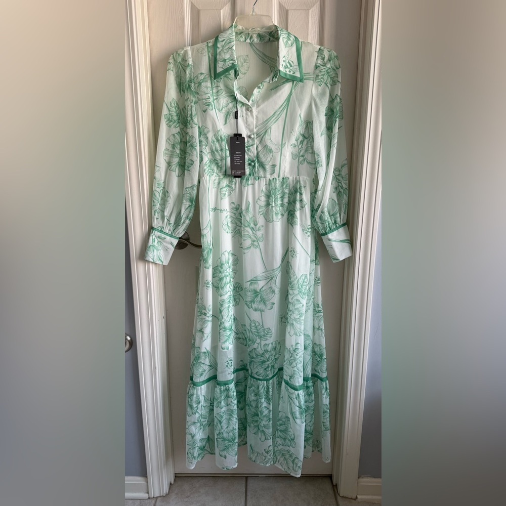 NWT Floral Green & White Dress, long, size 6